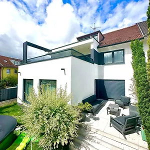 Day Young Life 1 Or 2 Aparts Apartment Nürnberg